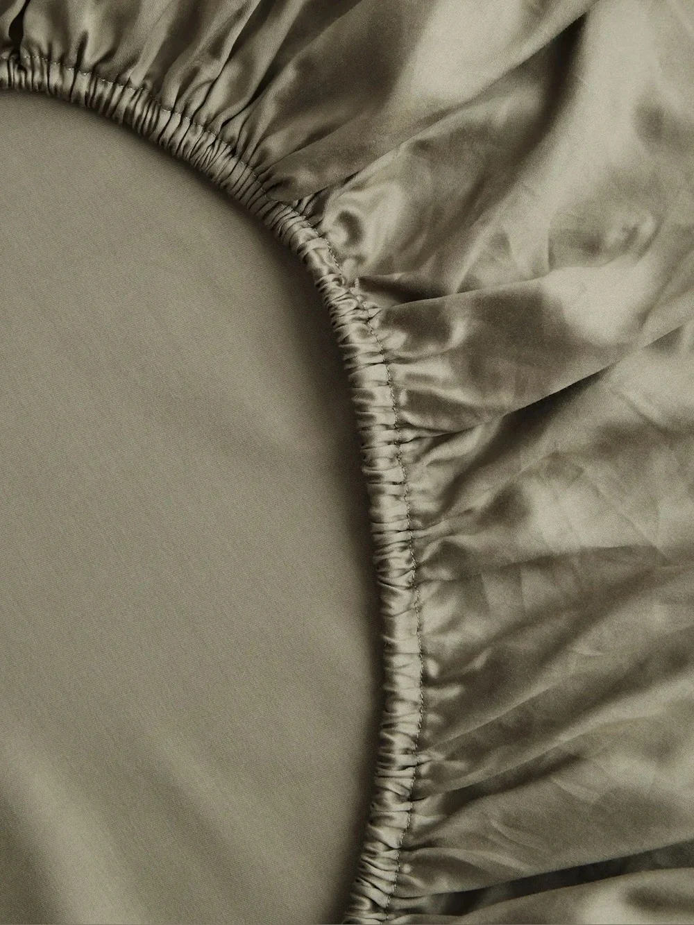 NWOT Quince Signature Giza Cotton Sateen 3 Pc Fitted Sheet Set, Full -Dried Sage